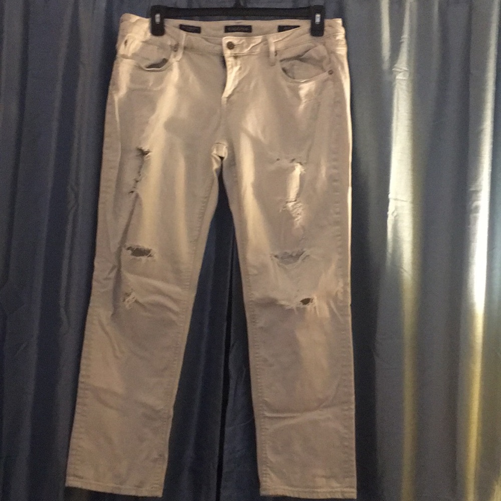 Ladies Vigoss Destructed Tomboy Jeans Sz 31/27